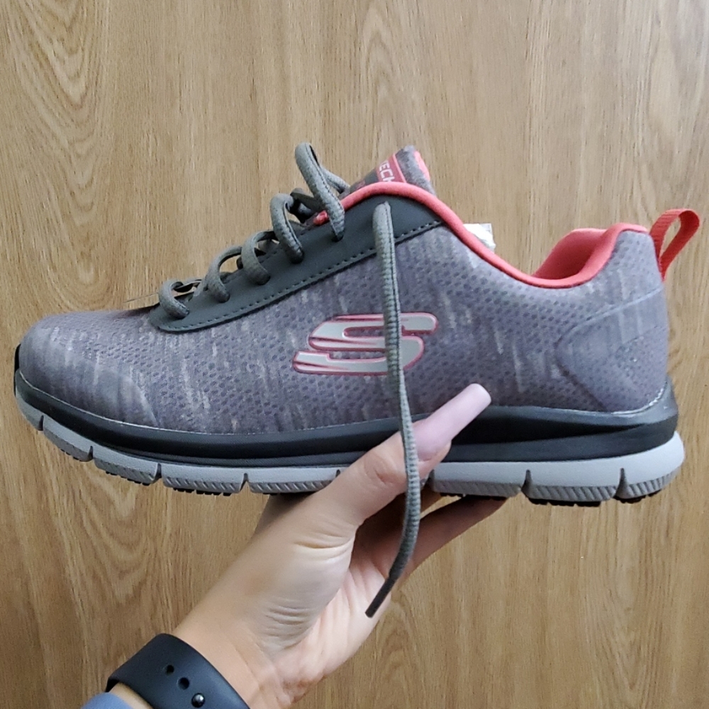Sketchers Slip Resistant Pink/Gray Sneaker 8.5 - Picture 4 of 5